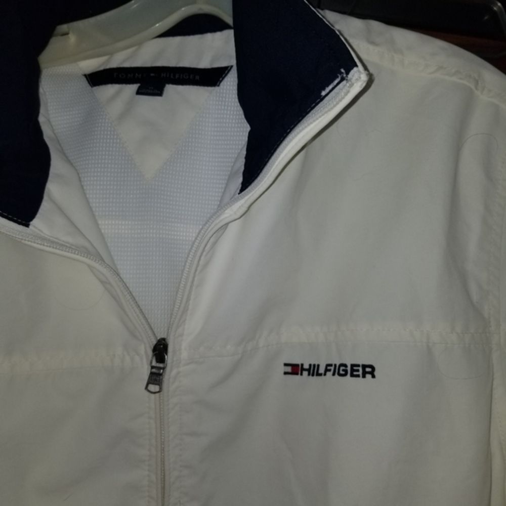 Tommy Hilfiger | Men's Red Hidden Hood Windbreaker Sz M